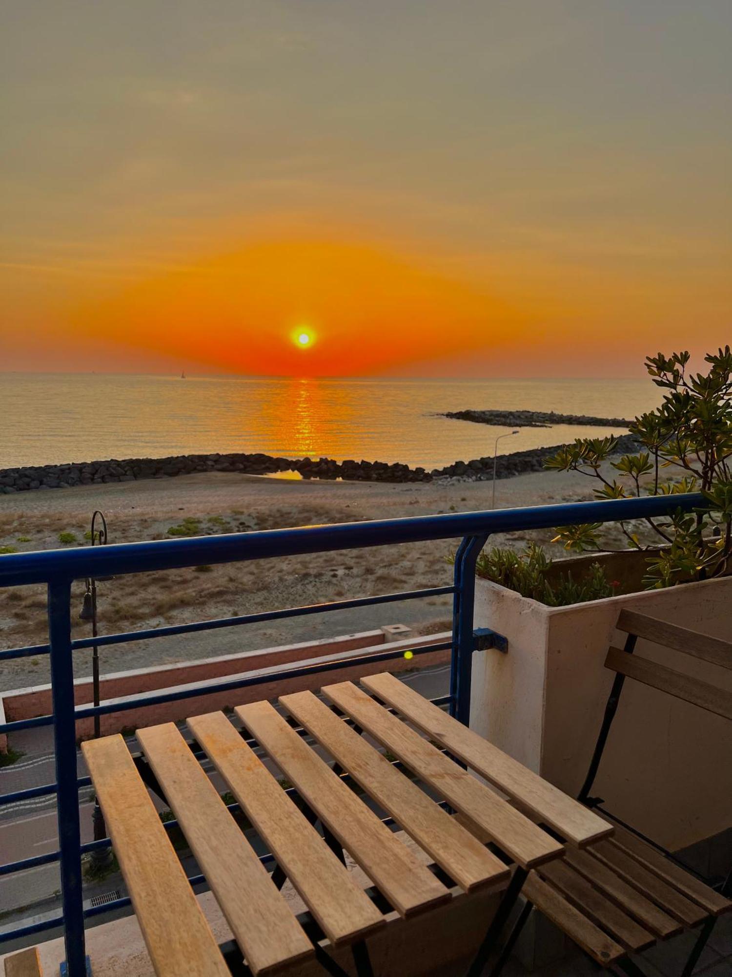 Apartamento Alba Suite-rome Airport Fco-fronte Mare *